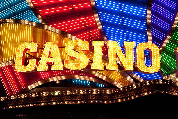 upinslot Slot Rooms by Studio